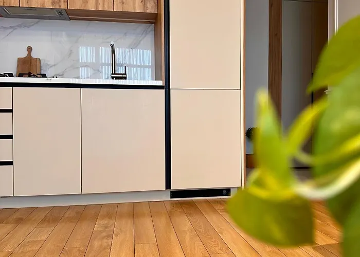 Home Side Apartment