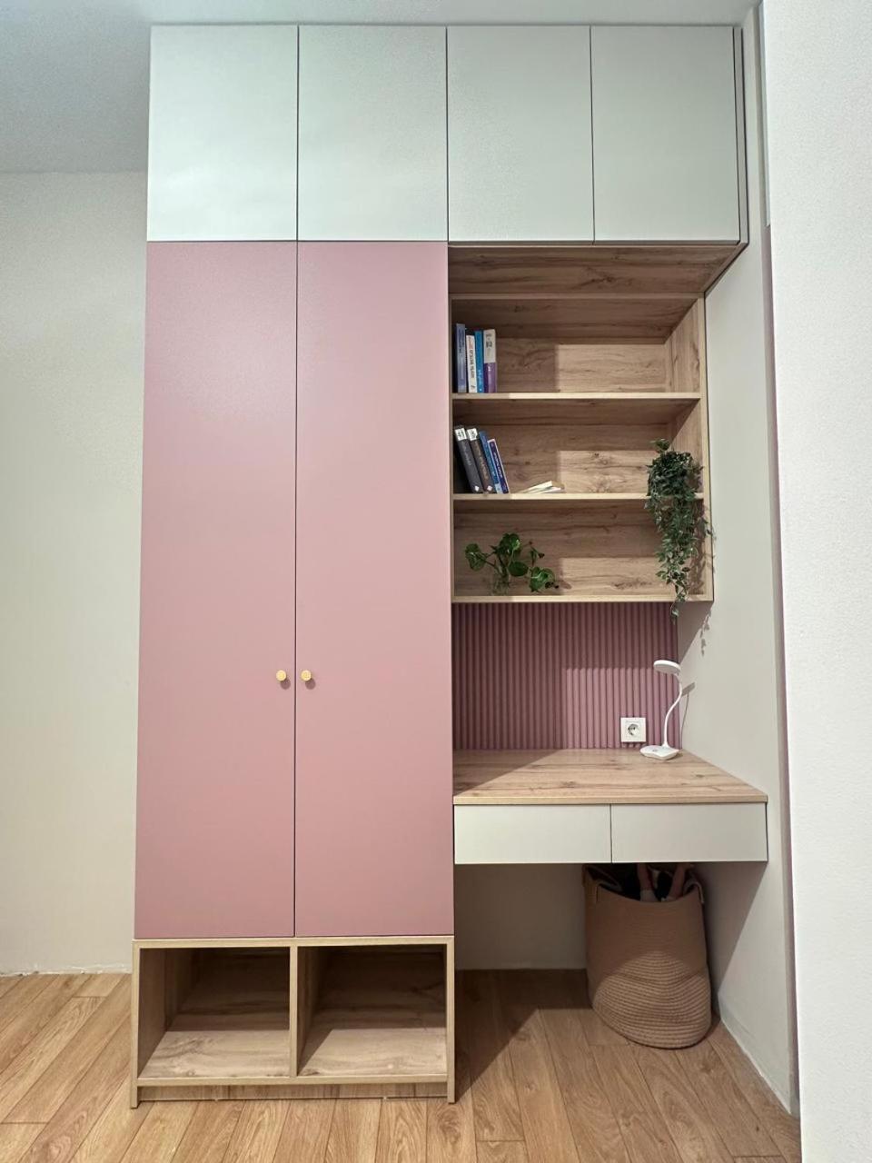 Apartment Side